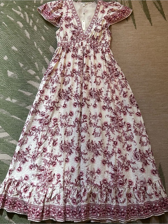 Max Studio Dresses & Skirts - Max Studio Boho Maxi Dress with Crean & Burgundy Vintage Style Floral Print NWT